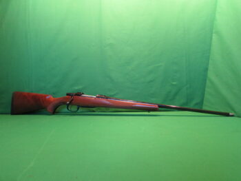.270 Weatherby Vanguard Bolt Action **S/H** - Image 2